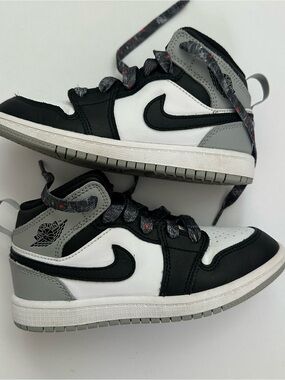 Nike Kids' High-Top Sneakers in Black, White & Gray